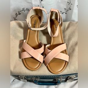 NWT Torrid Pink and Tan Strappy Wedges